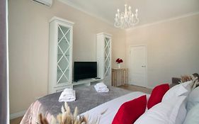 Apartment Near Mega Silkway Shopping Mall And Expo 2017